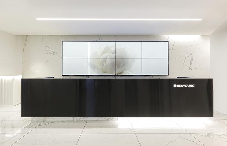 Re & Young 皮肤科 (江南店) · branded