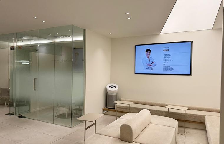 Rise Plastic Surgery · interior