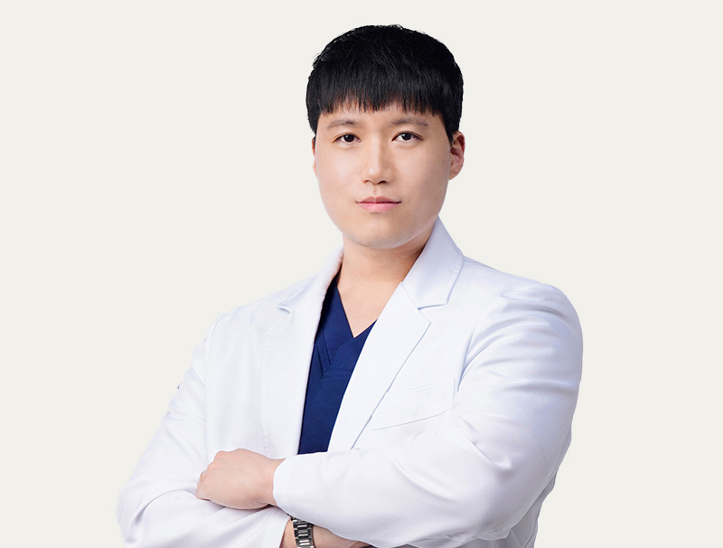 김태홍