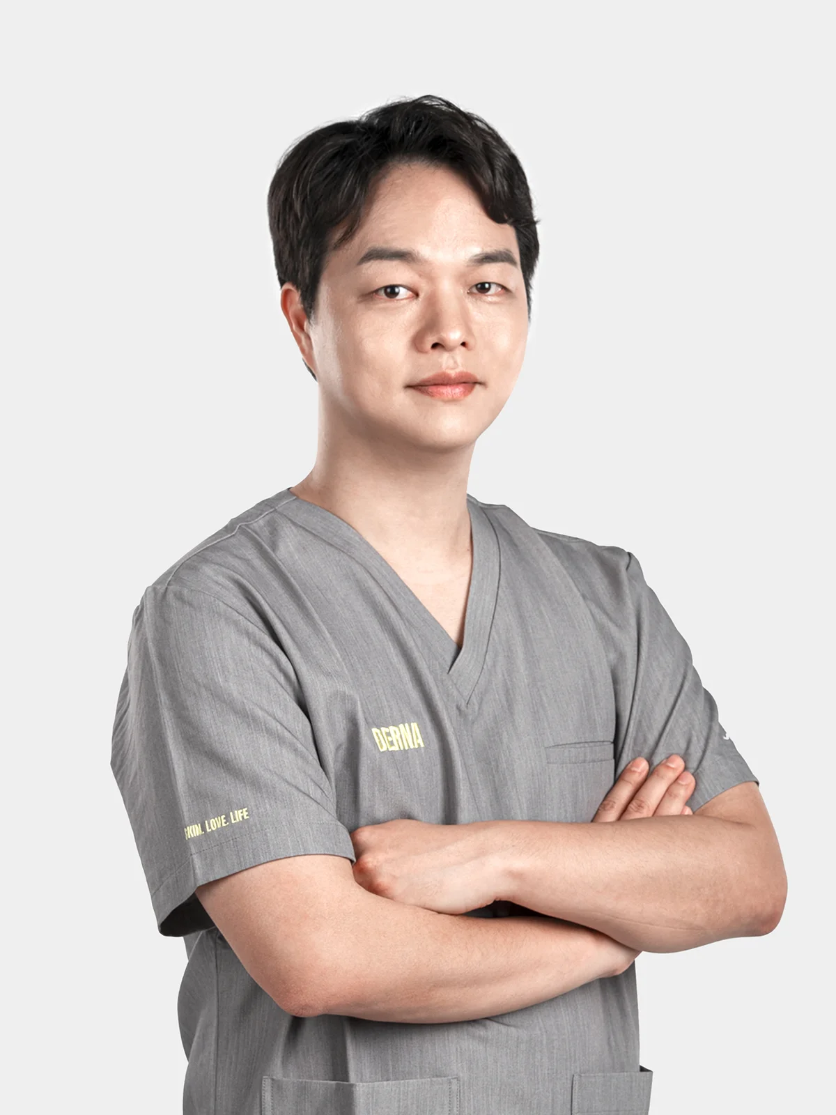 김윤석